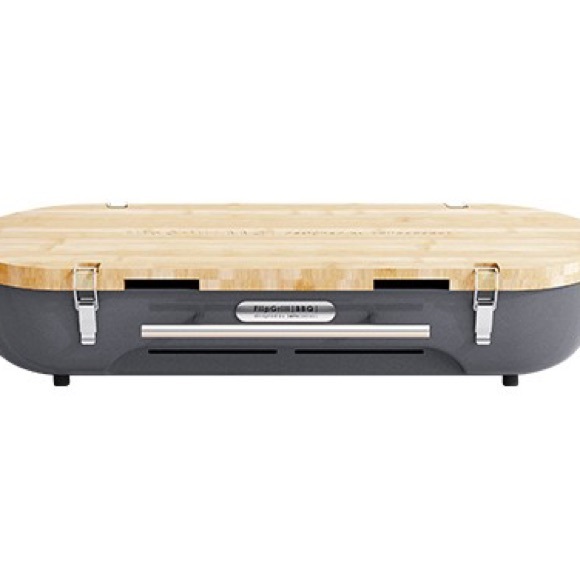 Brand New Easy to Carry Barbecue + Flippable Grids & Integrated Chopping Board - Picture 3 of 6